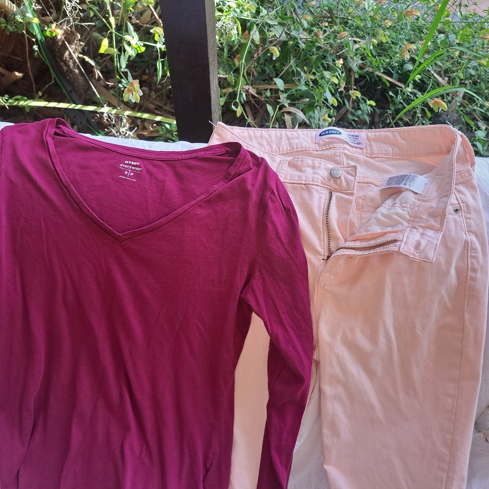 Size 4 pants + bonus shirt